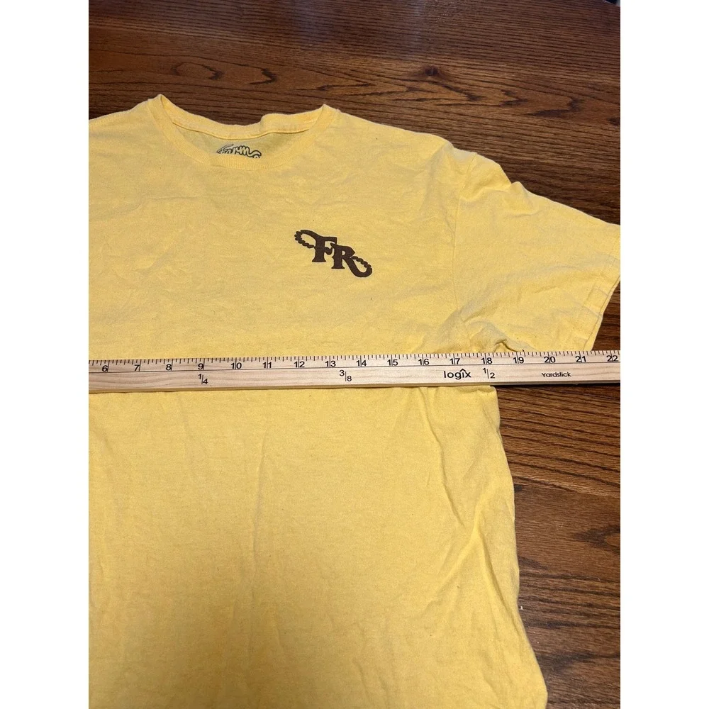 Farm Raised Mens Yellow Cowboy Graphic T-Shirt Medium Western Bronco‎ FR Logo